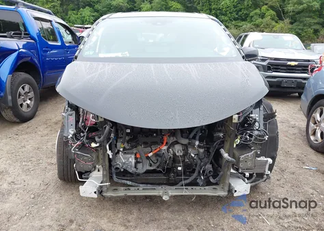 2024 Toyota Sienna Le from USA, damaged, VIN 5TDKSKFCXRS125274